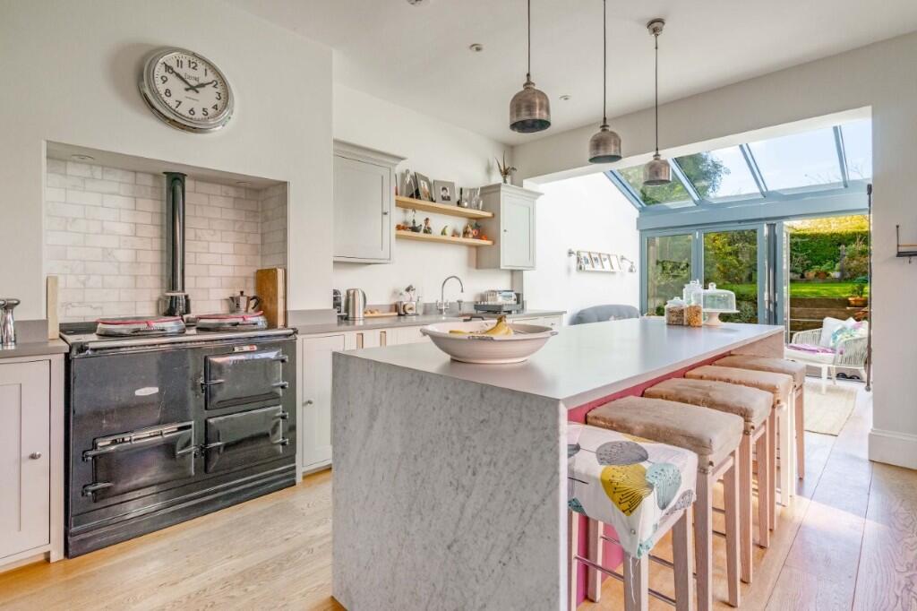 Kitchen/breakfast rm