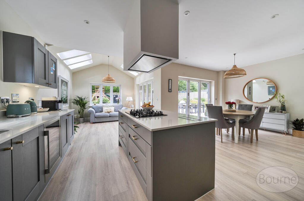 9b08b3f5-5485-46e...