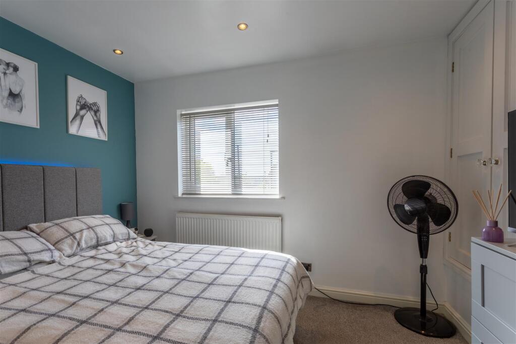 DWELEST - 16 Harrow Road, Swadlincote, DE11 0XD-00