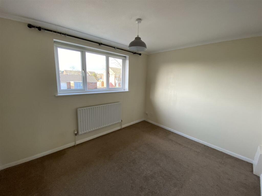 Bedroom 1.jpeg