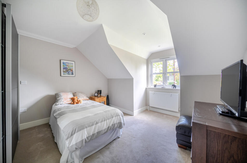 1346719-5-68c154a...