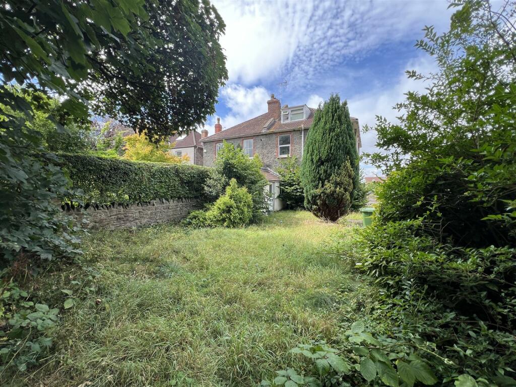 2 - Block of Flats for Auction, Downend, Bristol.J