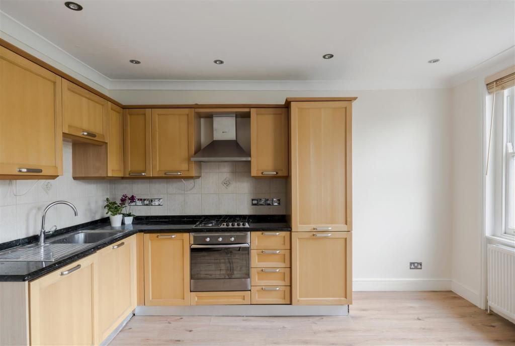 kitchen-2.jpg