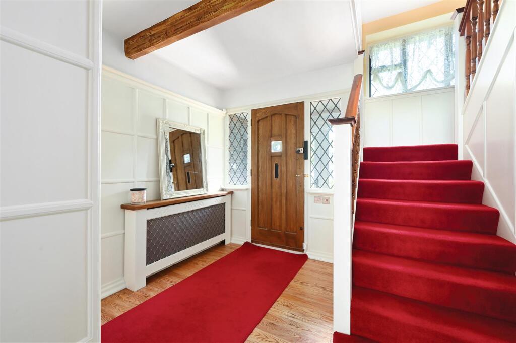 tudor-lodge-bn3 (4).jpg