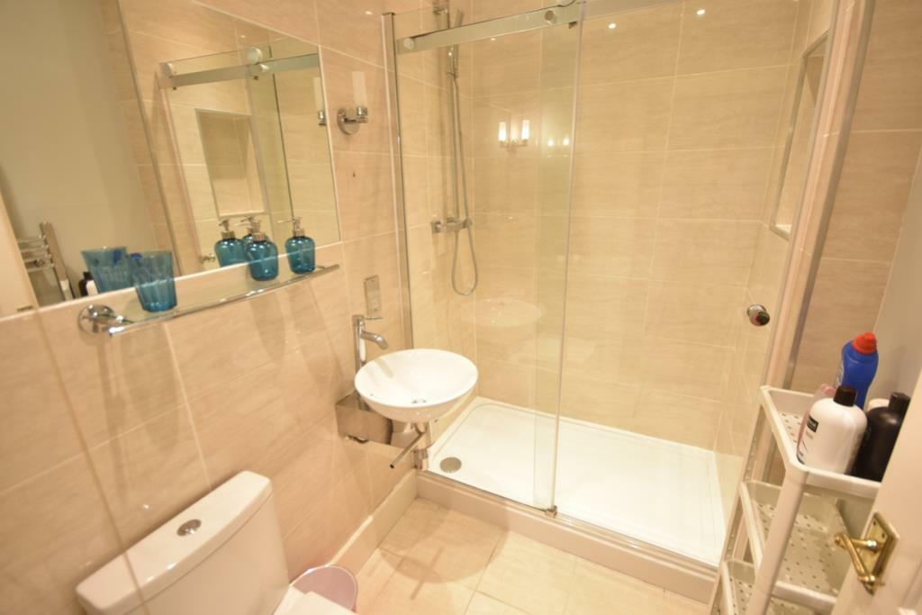 14 B Grosvenor Road pics6
