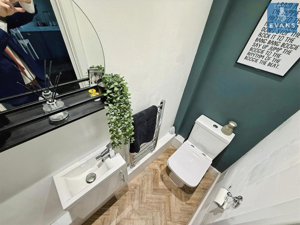 Ground Floor Cloakroom