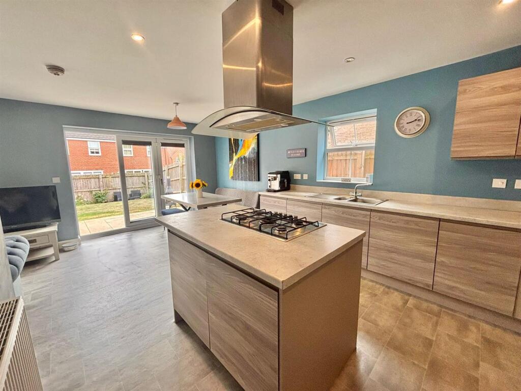 Kitchen Diner