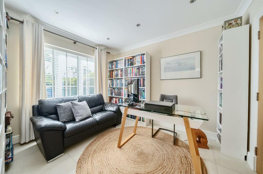 Davidson Frost-Wellings, DFW, Clamp Hill, Stanmore