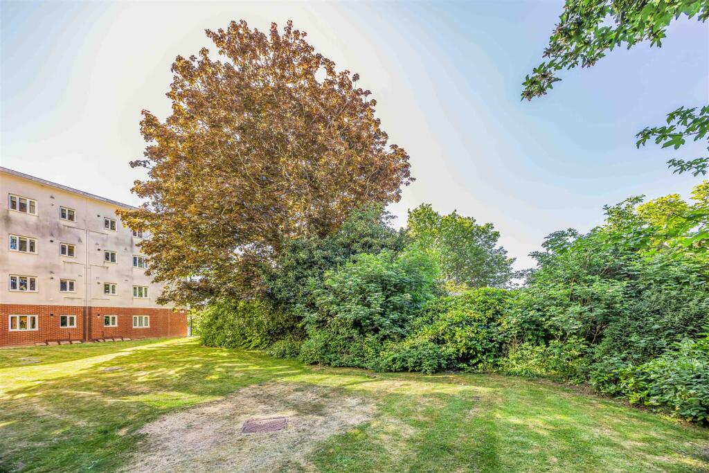 42 Gisors Road, Milton-Small-PorticoMarketing-Nexa