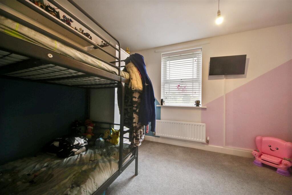 Bedroom 2.jpg