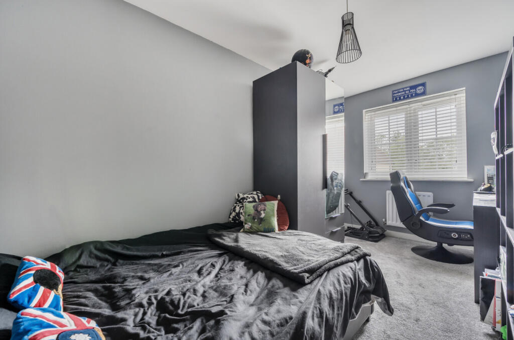 1357657-18-68d67e...