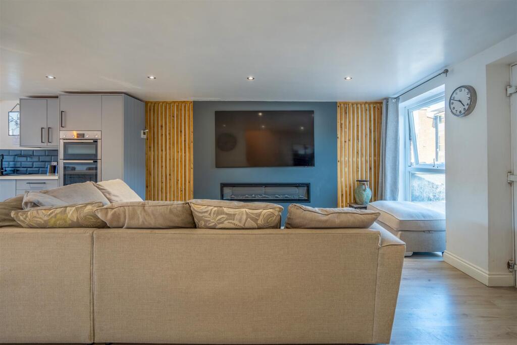 DSC05885-HDR.jpg