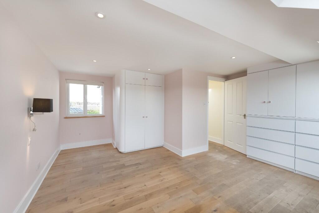 Bedroom 2 alt