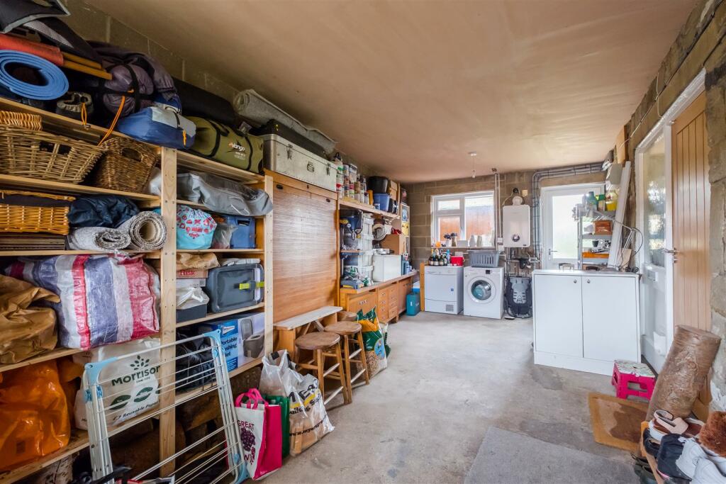 GARAGE WORKSHOP.jpg