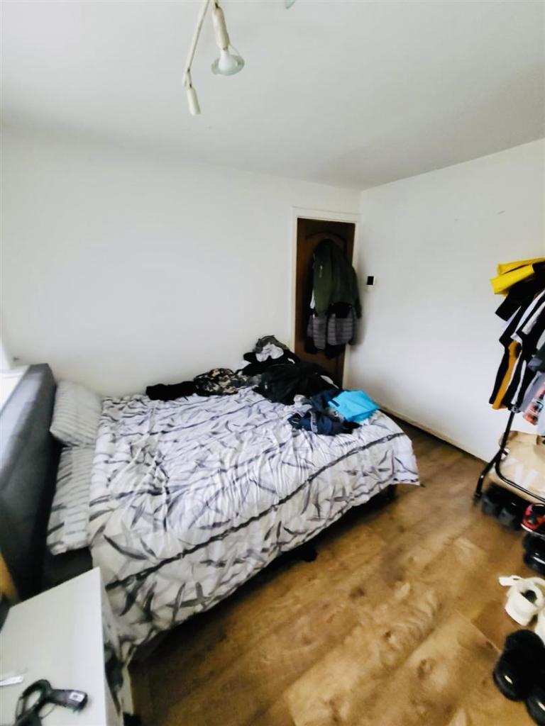 BED ROOM 1.jpg