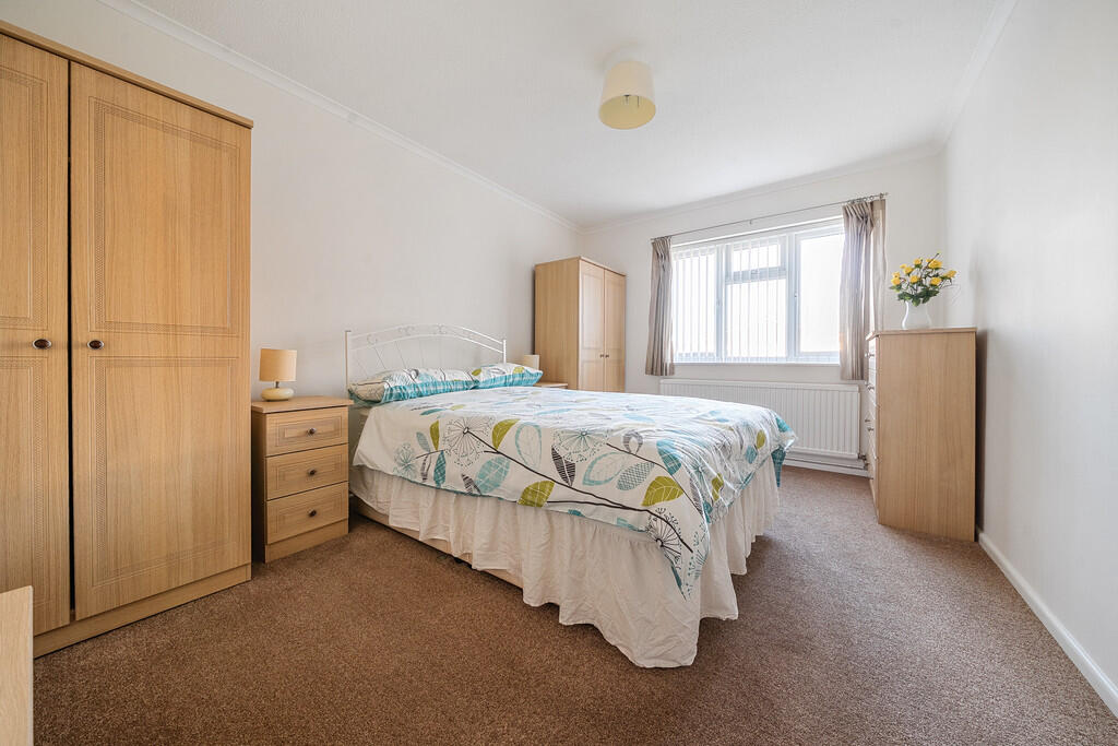 1387771-8-69394b0...