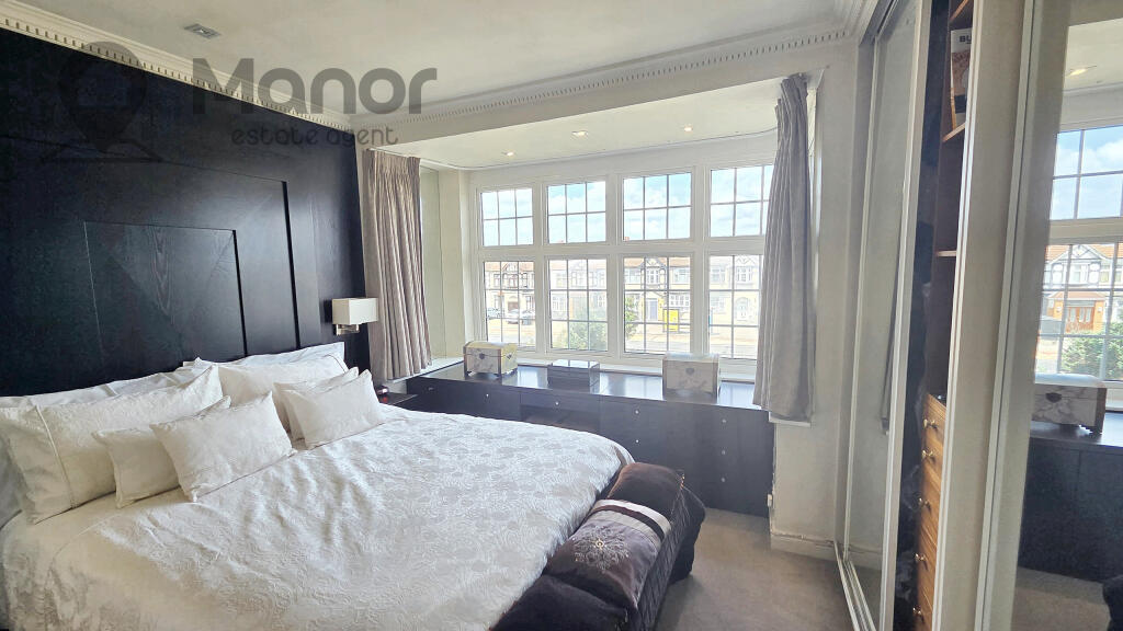 WhatsApp Image 2025-07-19 at 10.50.52 (1)