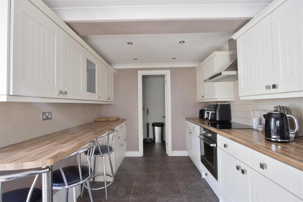 Breakfast Kitchen