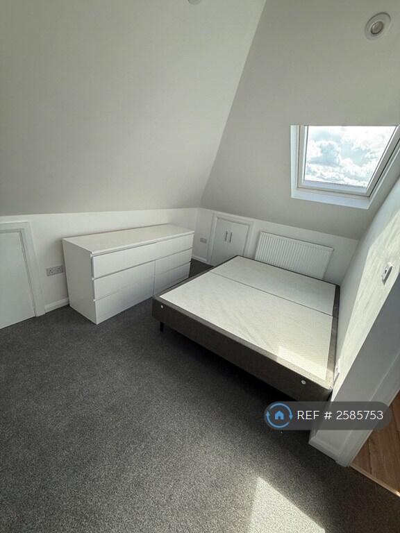 Loft Studio Flat Room