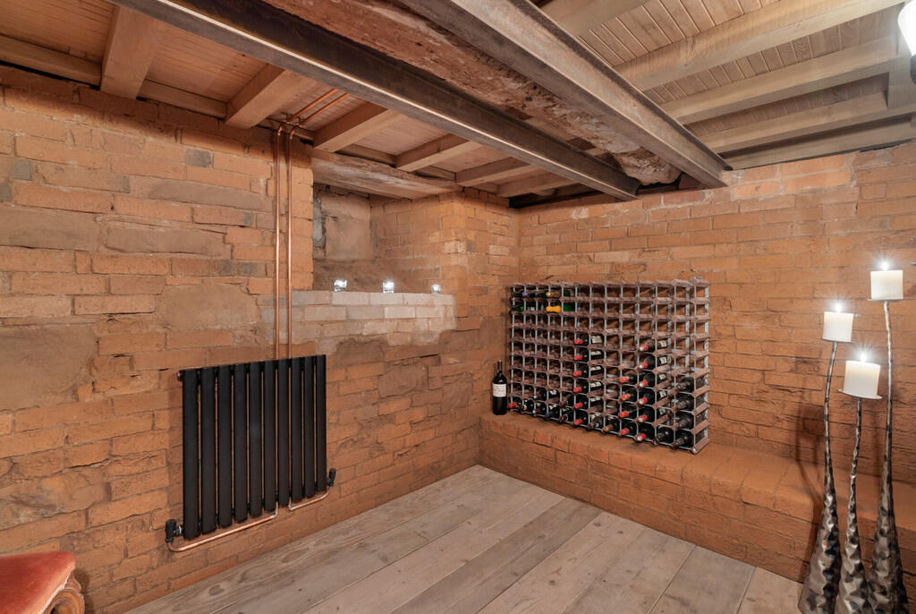 Old Market House ...