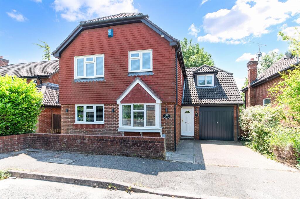 CHAUCER CLOSE,8- (3).jpg