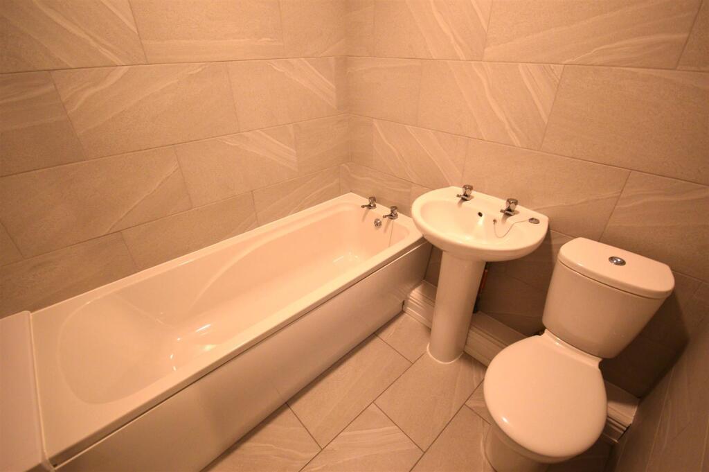 Bathroom.JPG