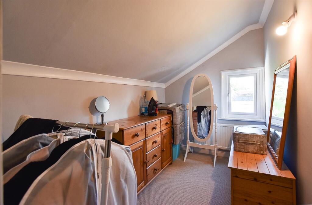 Bedroom 3 - study.jpg