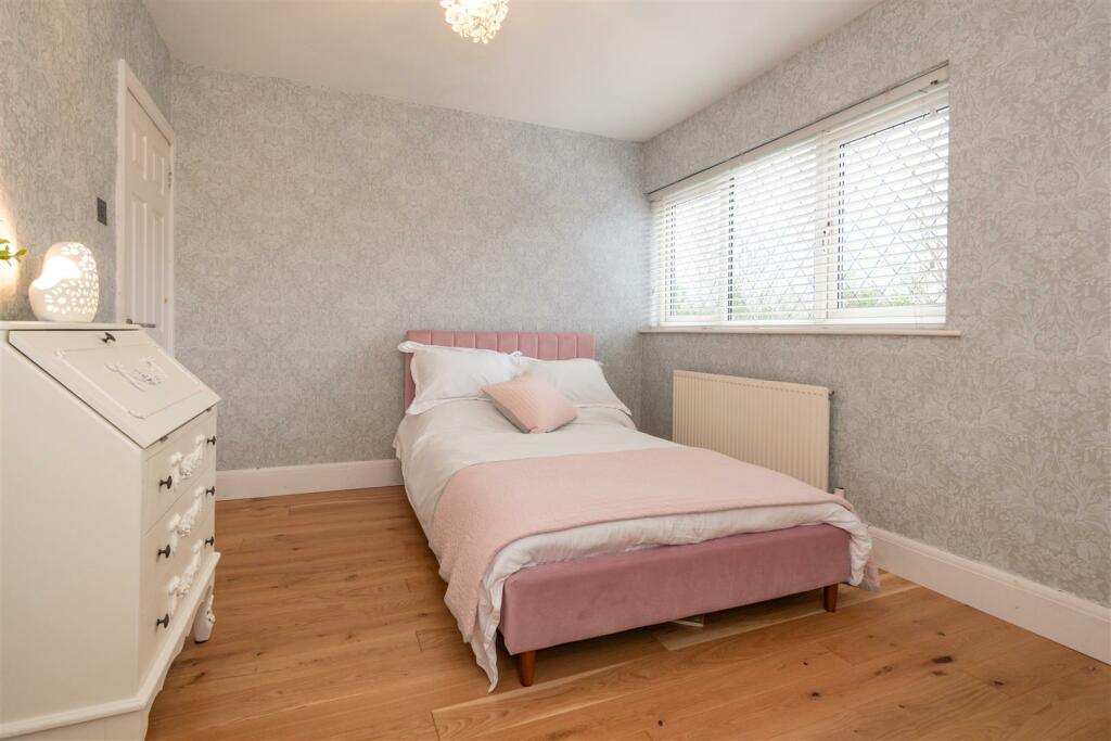 Bedroom 2 Aspect 2.jpg