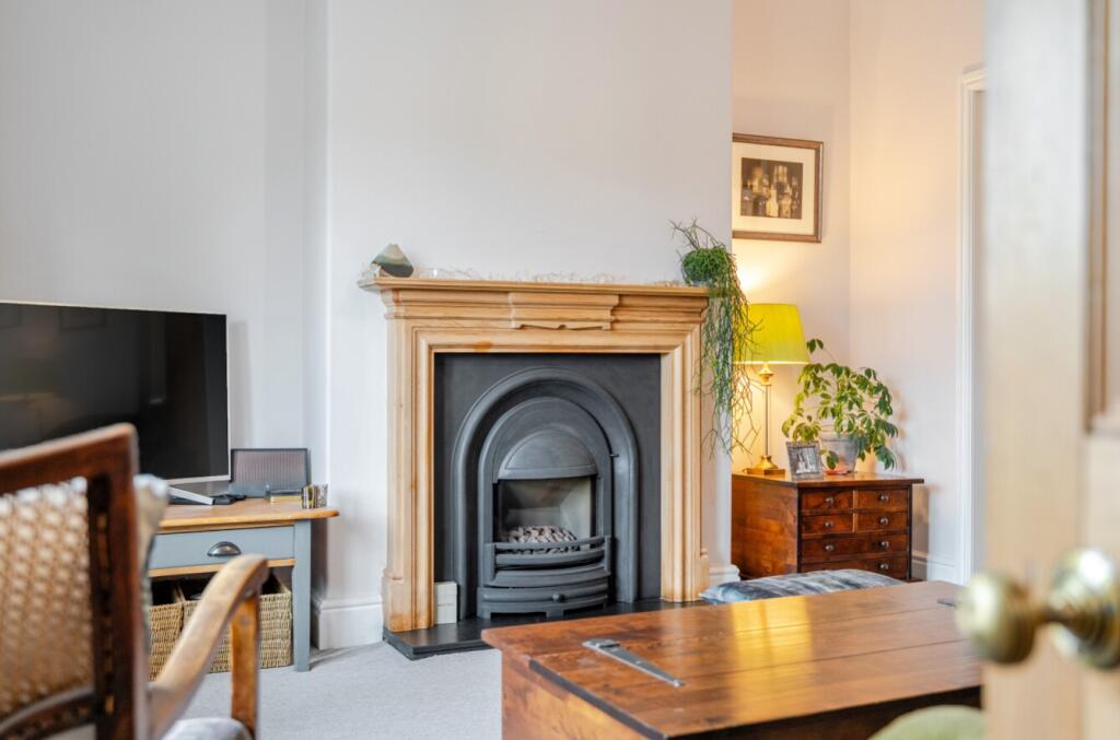 Harrogate Estate Living Room4