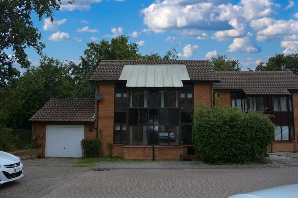 Cockerell Grove, Shenley Lodge, MILTON KEYNES