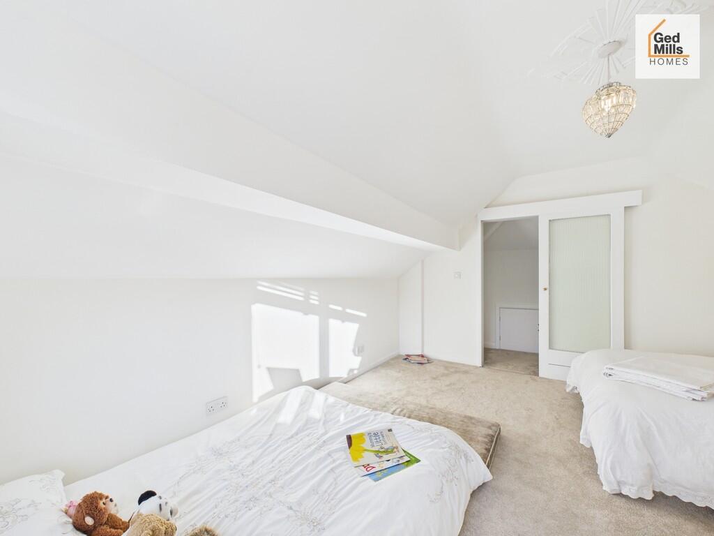 CAM02899G0-PR0069...