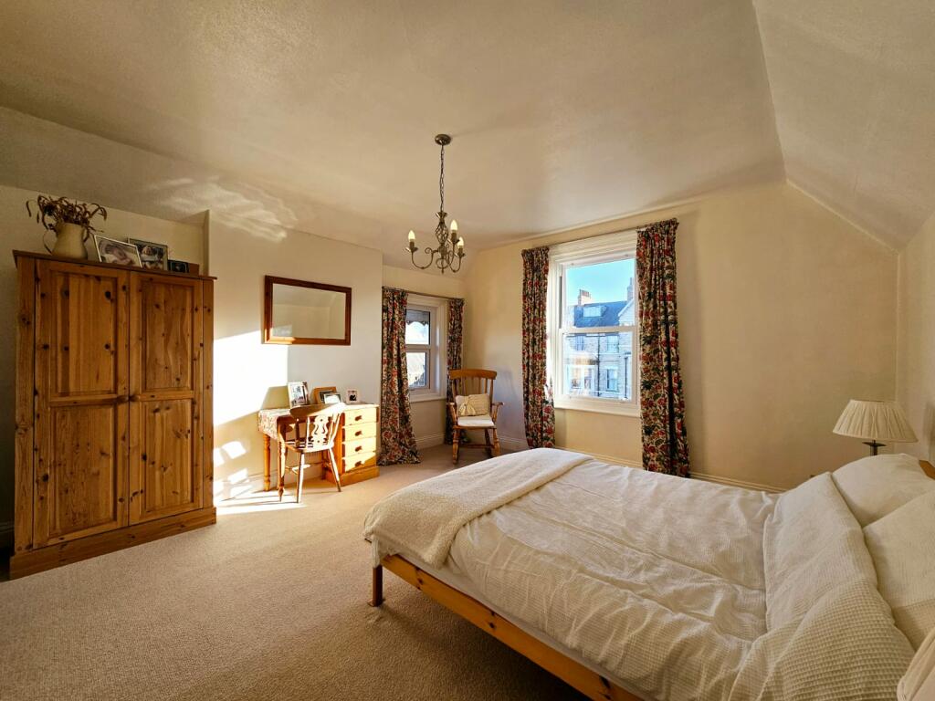 e2e2eeb7-bb00-4679-baa6-0d799ce888ec