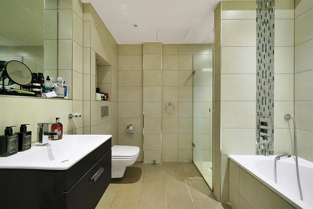 Flat 21, Crystal Court - D1JOOqvcDeKyaqHYiBBj.jpg