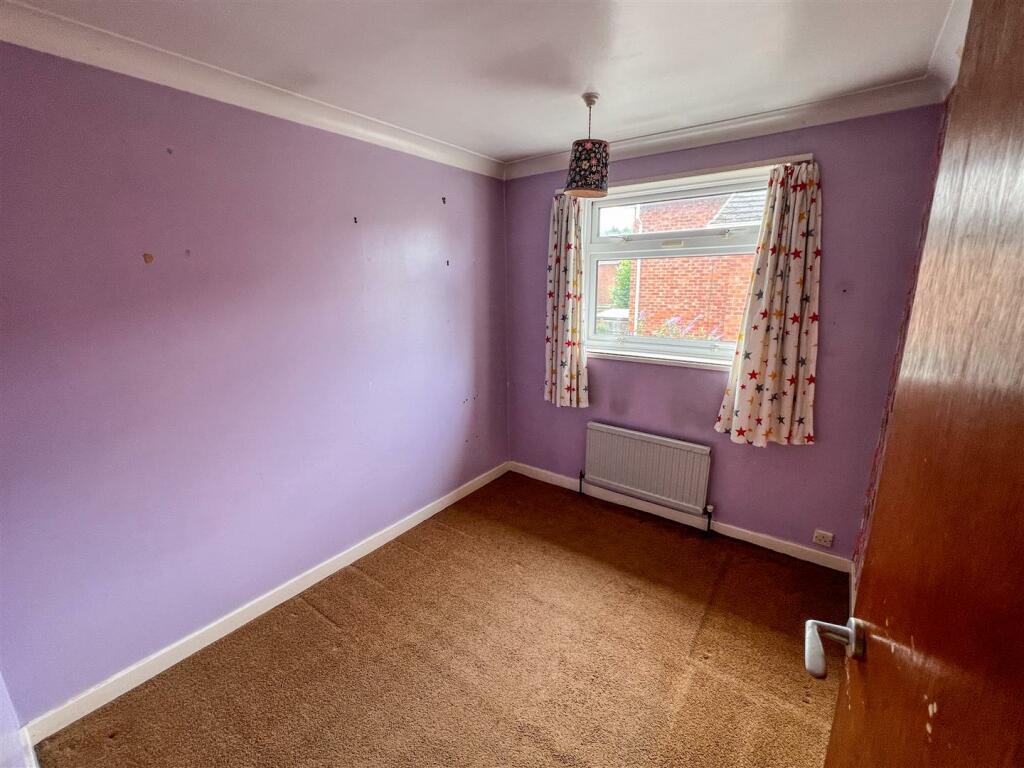 Bedroom 4.JPG