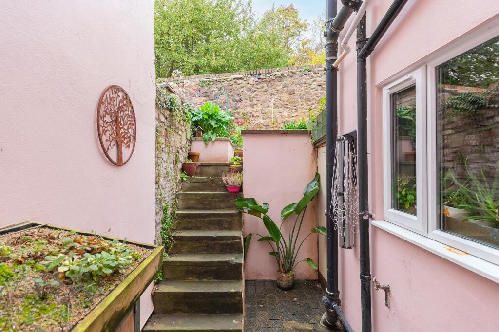 0A4TCD - External A.jpg