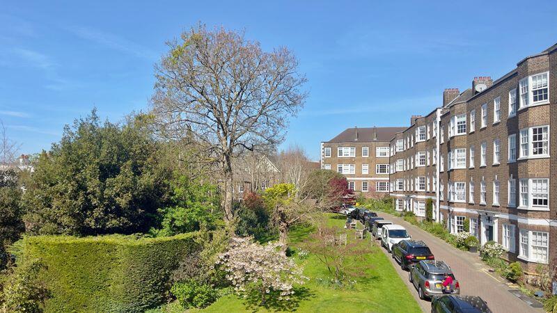 Communal garde