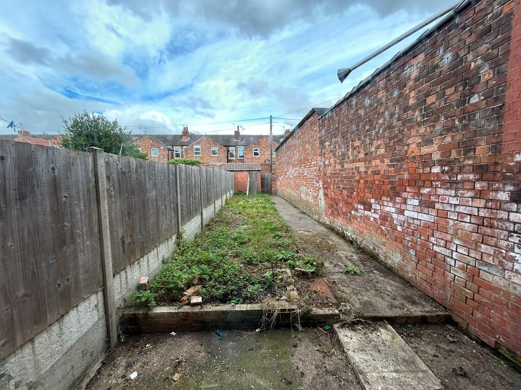 8 tennyson rear g...