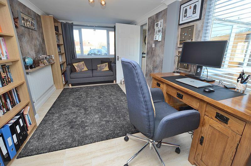 Home office/bedroom 3