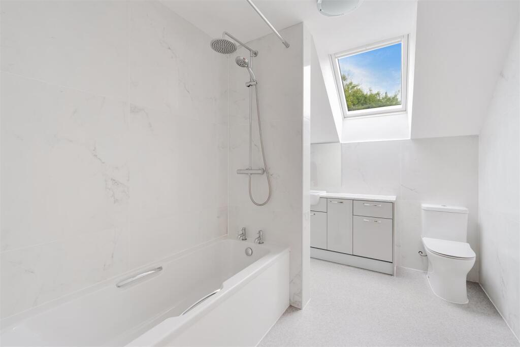 WARREN ROAD, 154  (4).jpg