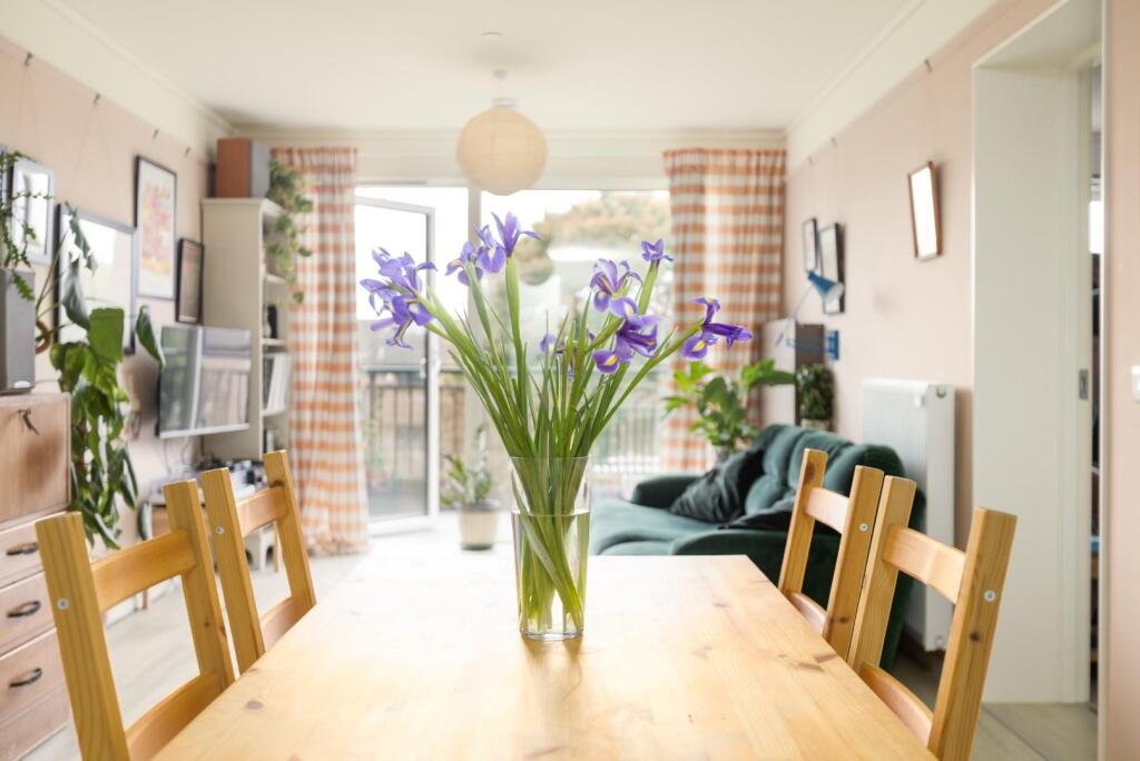 17 Snapdragon, Hazel Road, BS4-7.jpg