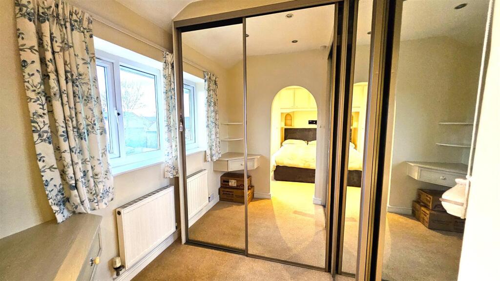 Dressing Area.jpg
