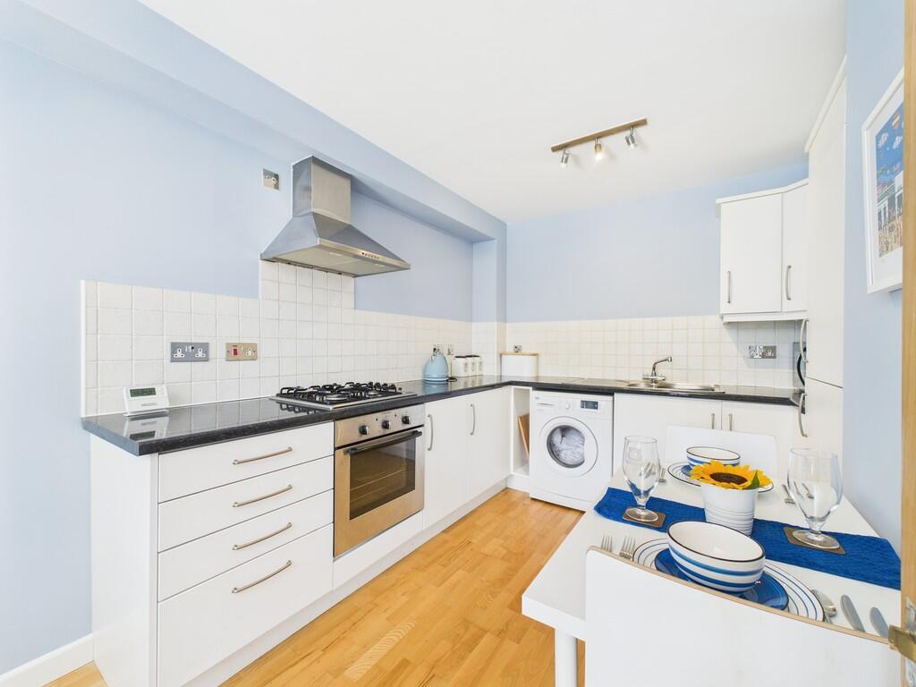 CAM02089G0-PR0534...