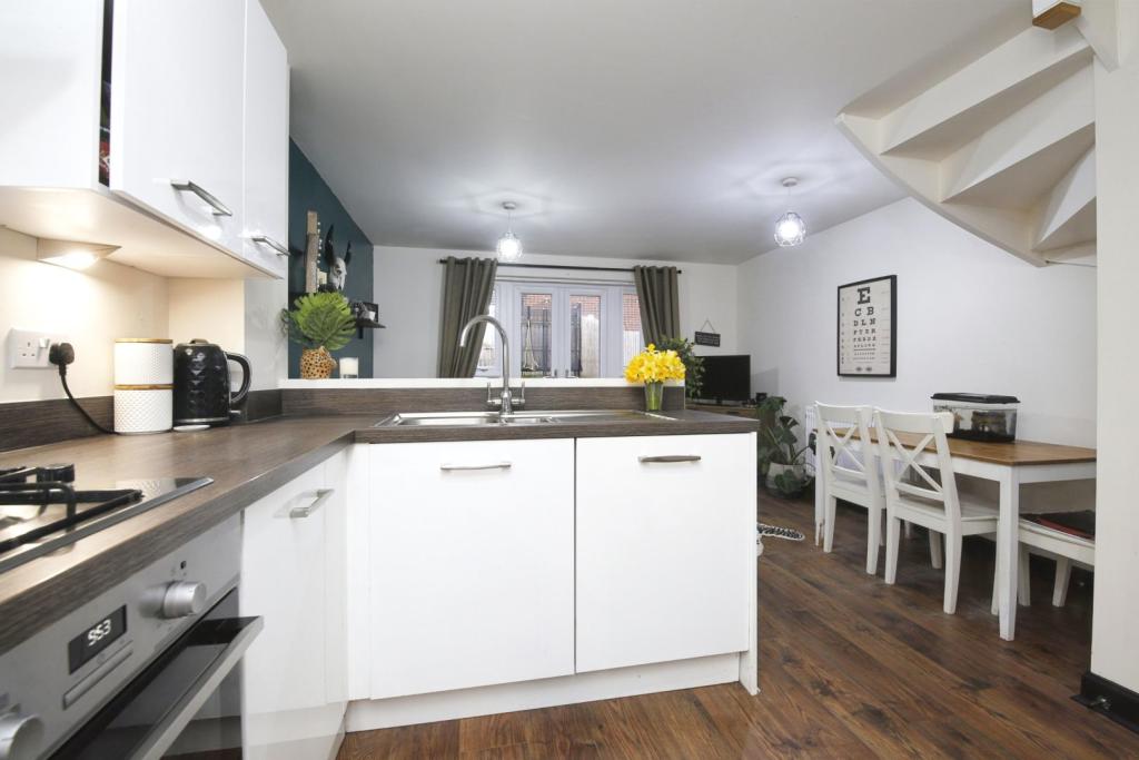 Kitchen/Family Room