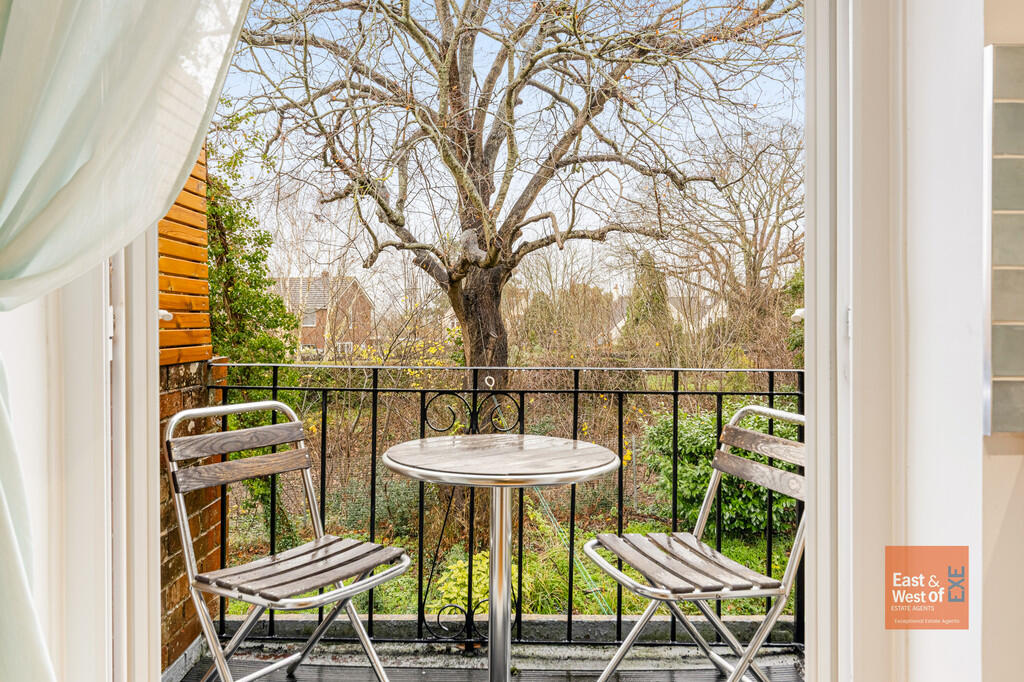 A04 - 44 Altamira...