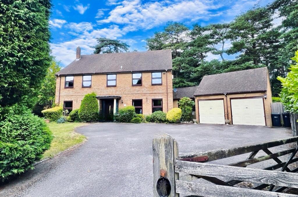 4 bedroom Detached for sale