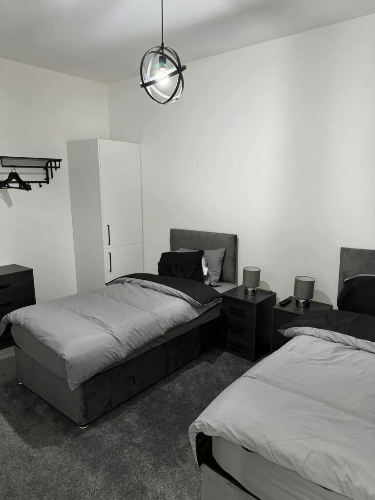 Pic 5.jpg