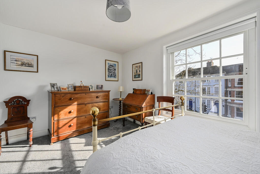 4A WEST CROSS - T...