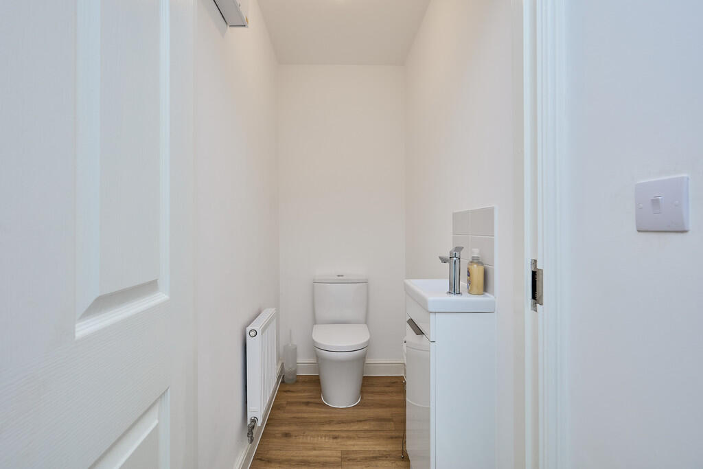 Edward Knight 202...