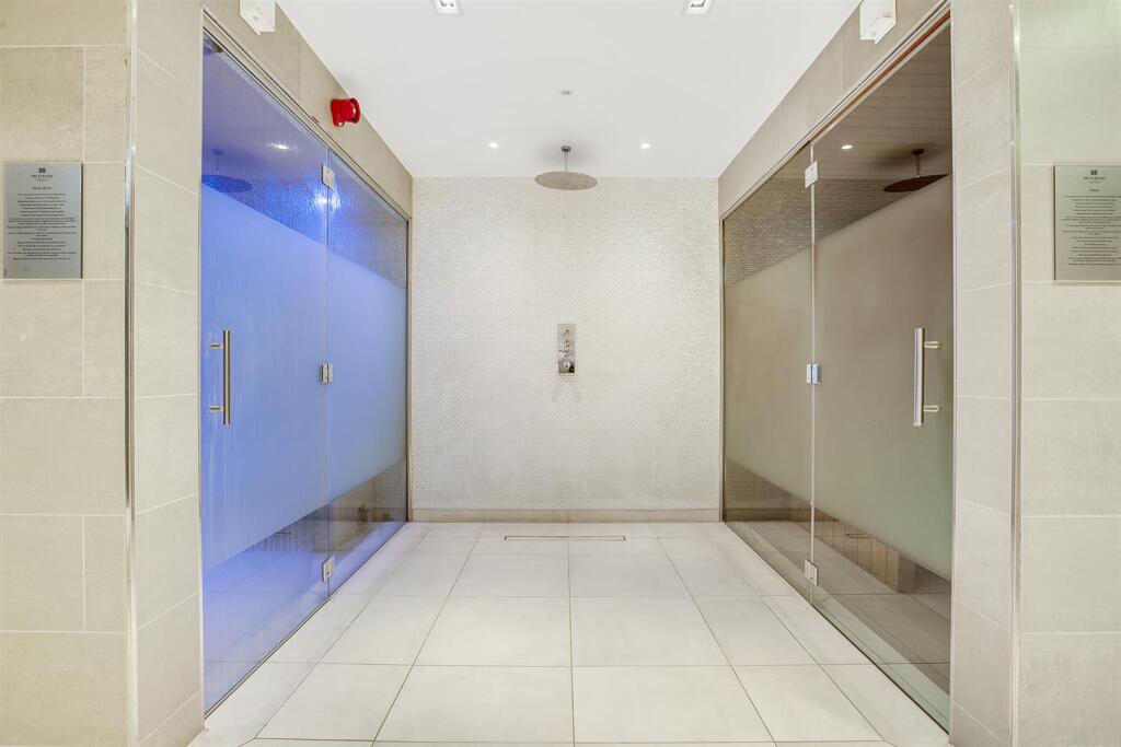 39WrenHouse,190Strand,WC2R-11.jpg