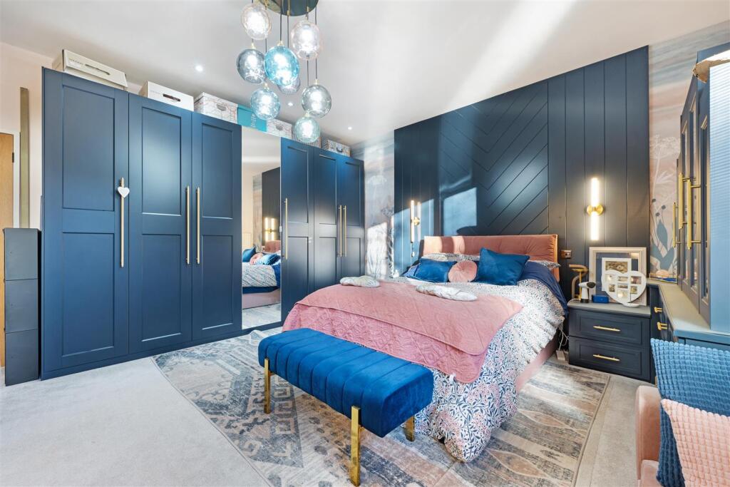 Principle Bedroom 2.jpg